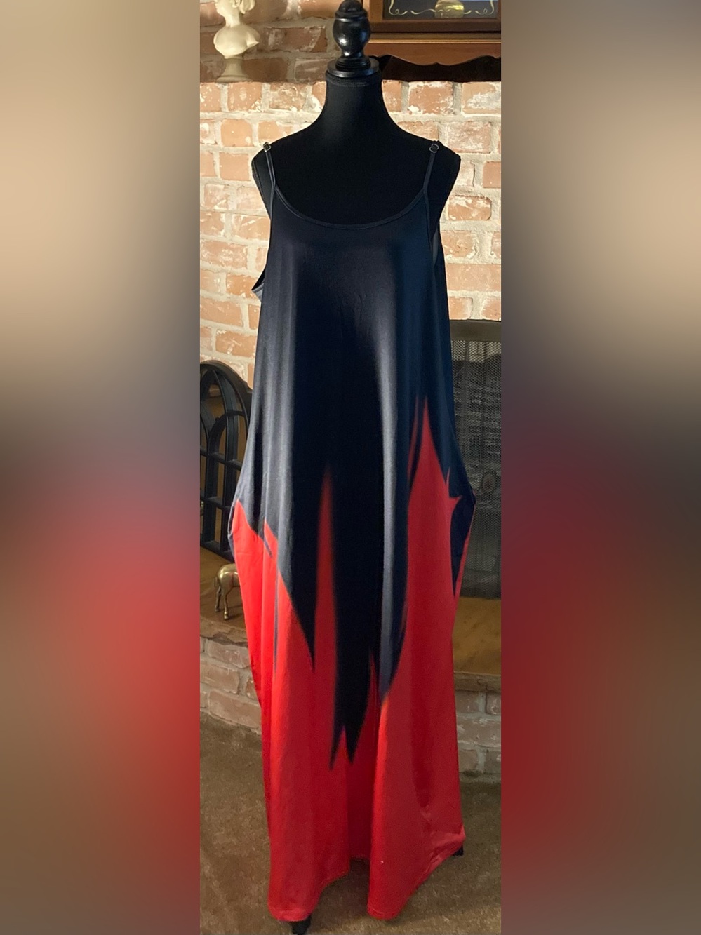Black and Red Graphic Spaghetti Straps Maxi Dress